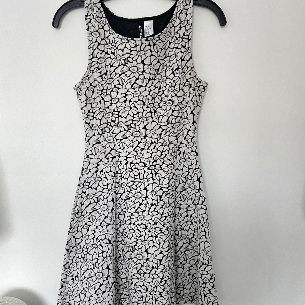 Super cute sun 🌞 dress
